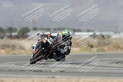 media/Oct-02-2025-Racers Edge (Thu) [[2c91cb6ab3]]/2-A Group/Session 3-Turn 4 Part 2 (1145am)/